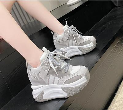 Модные весенние женские кроссовки на платформе, удобная обувь, толстые кроссовки, летние женские туфли на танкетке, дышащие кроссовки высотой 10,5 см