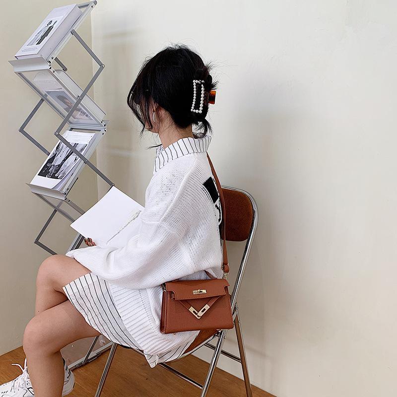 Новая весна и осень, новая модная женская сумка с защелкой, модная женская сумка с тиснением, модная сумка через плечо, сумка