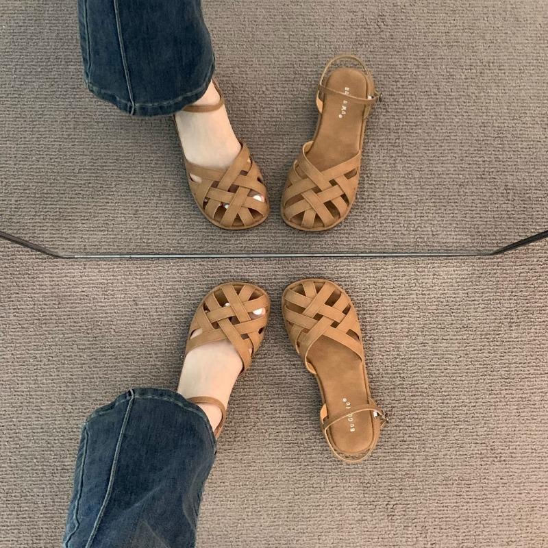 Сандалии женские 2024 новые летние модные французские мягкие кожаные плетеные плоские повседневные ретро-туфли Baotou Casual Sandalias De Mujer
