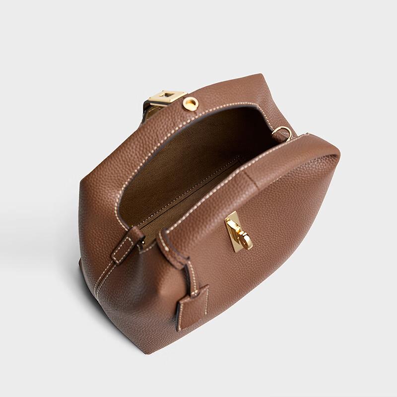 Минималистичная плетеная сумка через плечо с верхней ручкой CHARLES & KEITH