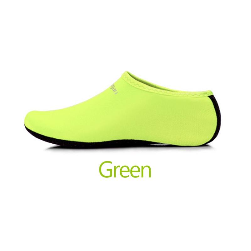 Quick Dry Aqua Socks Ideal For Beach Swimming And Water Sports