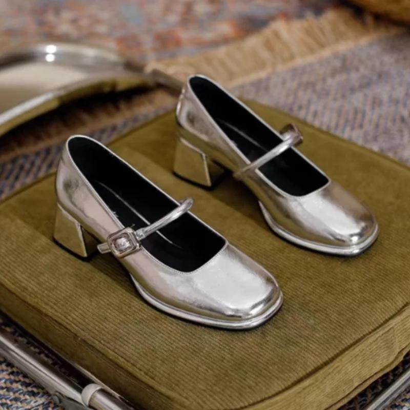 Новинка - высококачественные однотонные глянцевые женские туфли на каблуке с толстым квадратным носком и средним каблуком