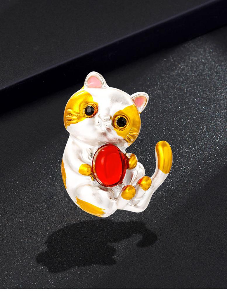 Female Fashion Enamel Cute Cat Brooches For Women Luxury Yellow Gold Color Alloy Animal Brooch Safety Pins