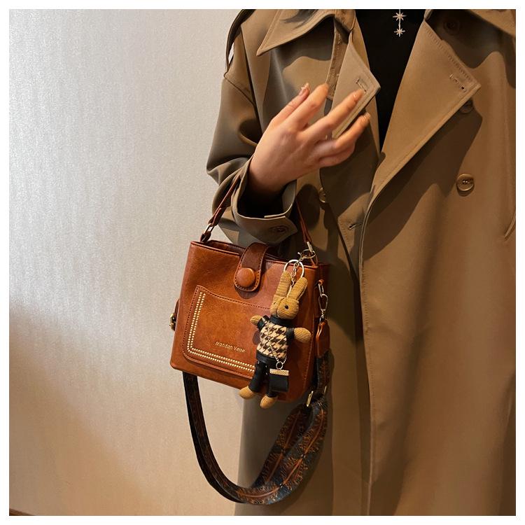 2024 Retro High-End Women's Korean Style Fashion Shoulder Messenger Bucket Bag