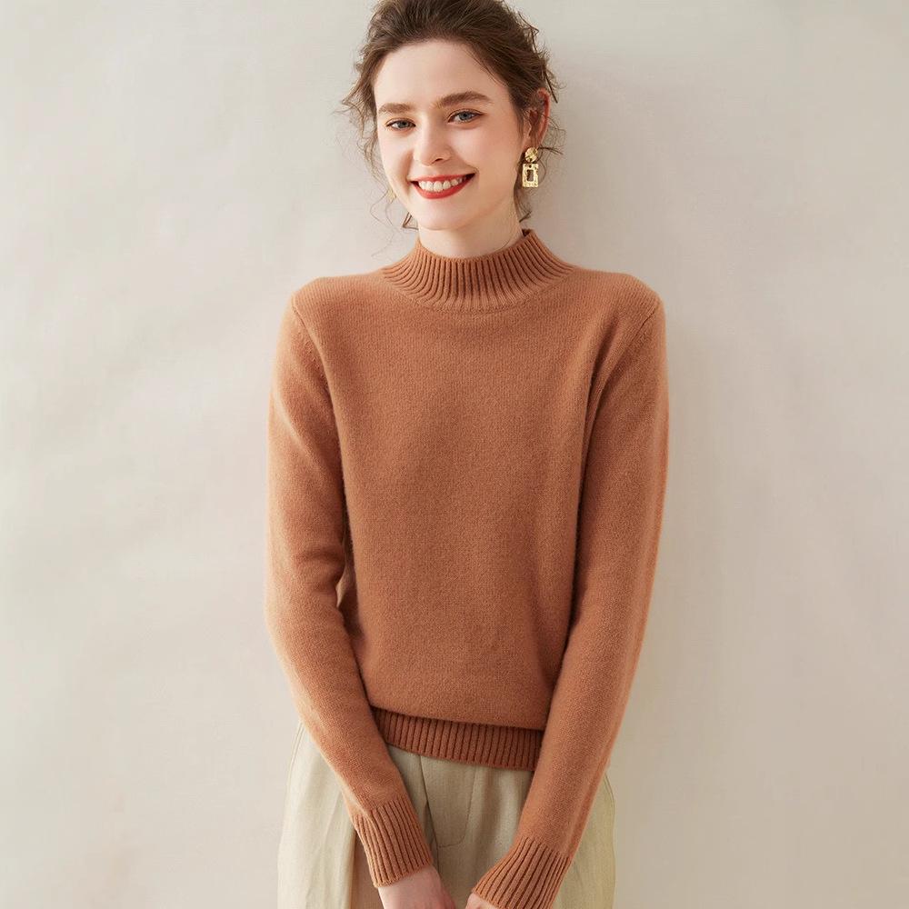 Женский кашемировый свитер однотонный с полувысоким воротом - Приталенный, свободного кроя, вязаный с длинным рукавом для осени/зимы.