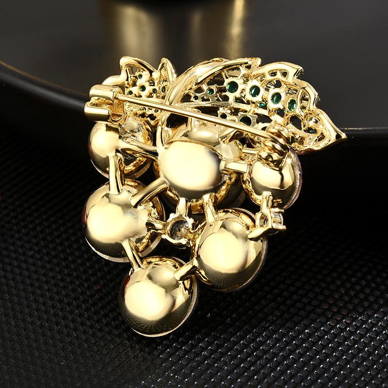Senior Brooches Flower Leaf Brooch Pins for Women Suit Pendant  Fashion Brooches Jewelry