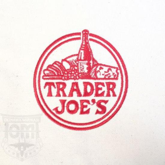 Многоразовая хлопковая сумка-шоппер Trader Joe's - Прочная экологичная хлопковая сумка-шоппер классического дизайна, вместительная и идеальная для повседневного использования.