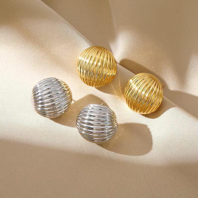 Элегантные Плиссированные Медные Серьги – Изысканные, Легкие и Стильные