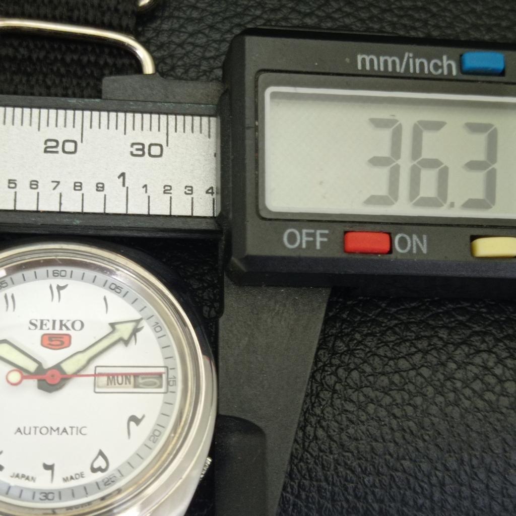 Seiko 5 АВТОМАТИЧЕСКИХ ЯПОНСКИХ МУЖСКИХ ВИНТАЖНЫХ ЧАСОВ 6619A С БЕЛЫМ ЦИФЕРБЛАТОМ И АРАБСКИМИ МЕТКАМИ a702443-5