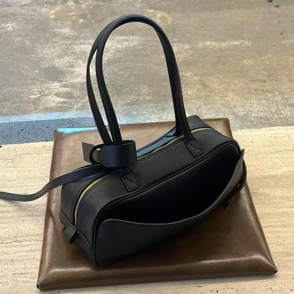 Head Layer Cowhide Bowling Armpit Bag Genuine Leather Shoulder Bag Toast Bag Pillow Bag Handbag Large Capacity Commuting Bag