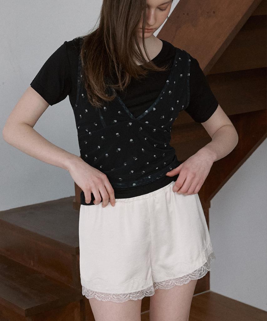 SIGREAT Lace Mix Fluid Satin Shorts_Ivory