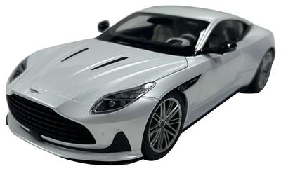 FREESTYLE XiaoGuang МОДЕЛЬ 1/18 Масштаб Aston Martin DB12 2024 (Включает сменные колеса) Модель 8241221W с белой отделкой