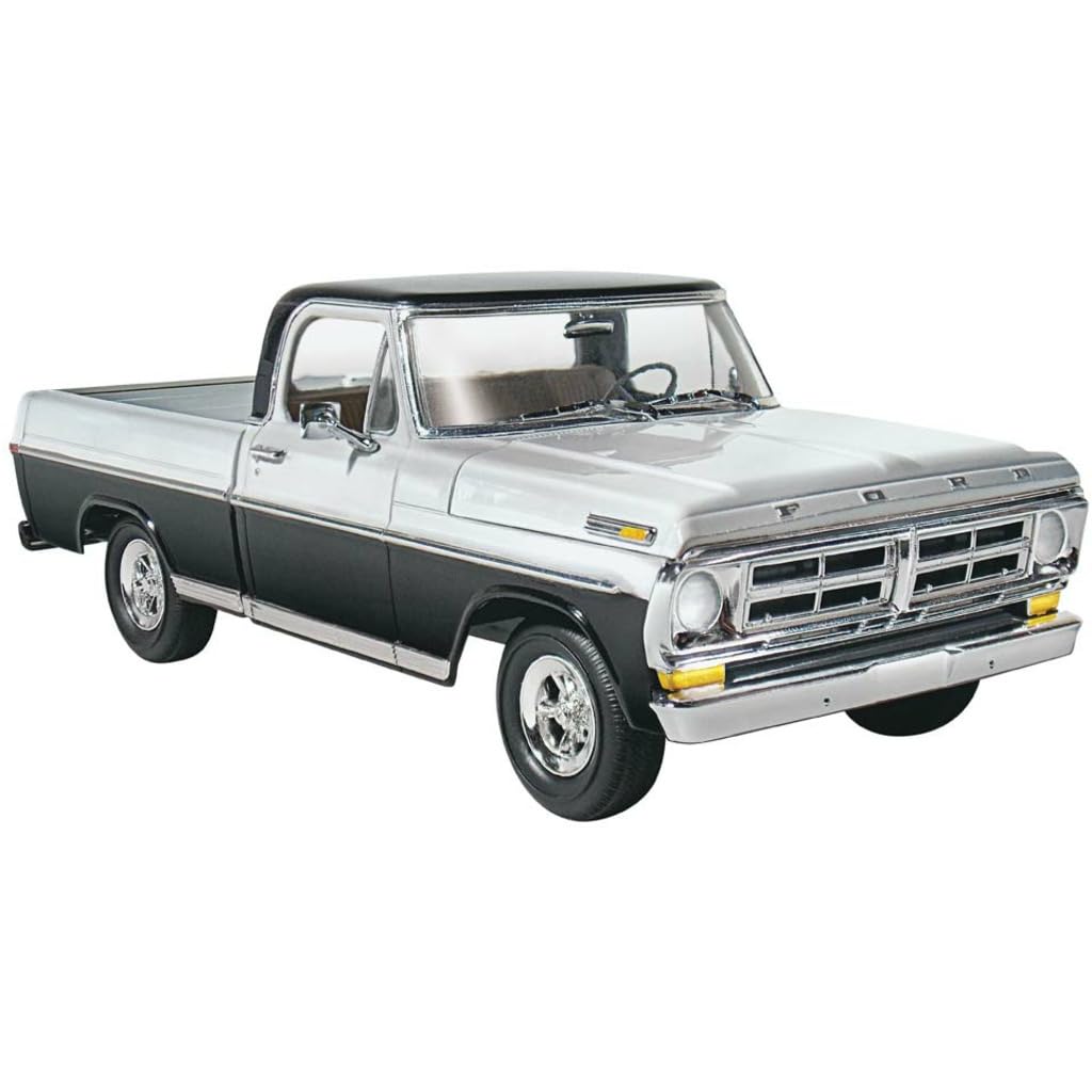 MOE1220 1972 Ford Sport Custom Pickup Truck 1/25
