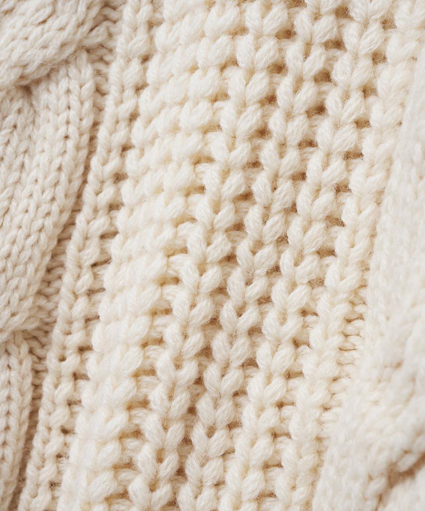 NOIRER FOR WOMAN Handmade Cable Crop Sweater (Ivory)