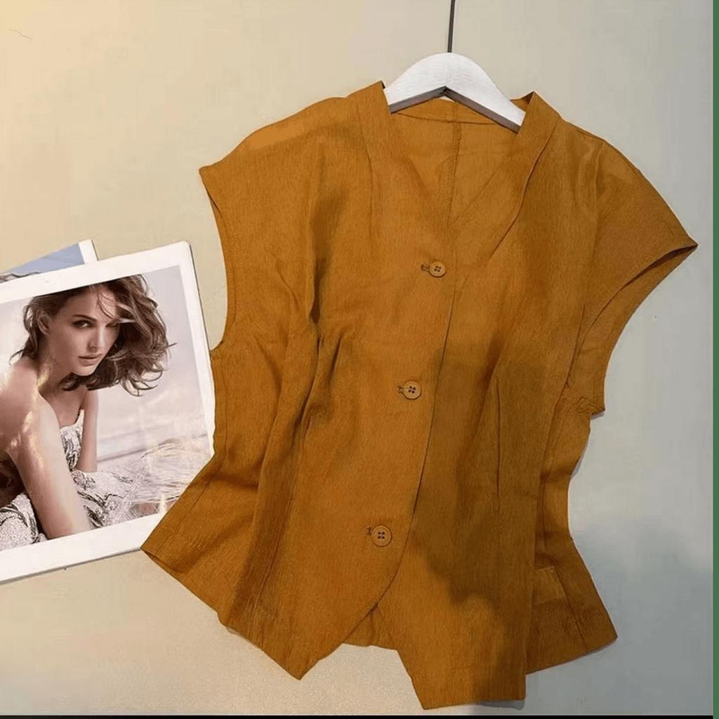 1116 Summer New French Niche V-Neck Top Women's Premium Sleeveless Versatile Single-breasted Shirt Premium Sense