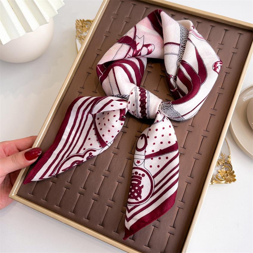 European and American fashion chain thin small square scarf retro silk scarf herringbone pattern headscarf imitation velvet shawl scarf scarf women
