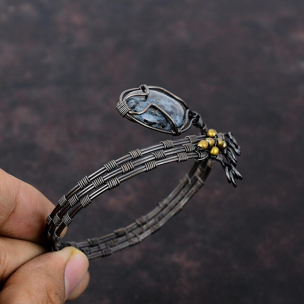 Браслет из астрофиллита, браслет-манжета с обмоткой из медной проволоки, регулируемый браслет-манжета, медная проволока, украшения из драгоценных камней, подарок для мамы, изящный браслет ручной работы