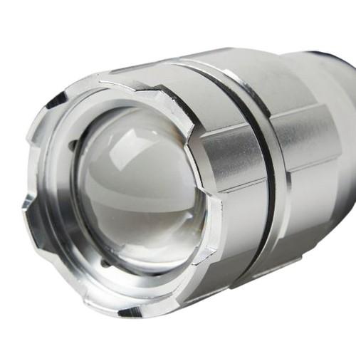 Ручной фонарь Stanley Lighting 1000 люмен