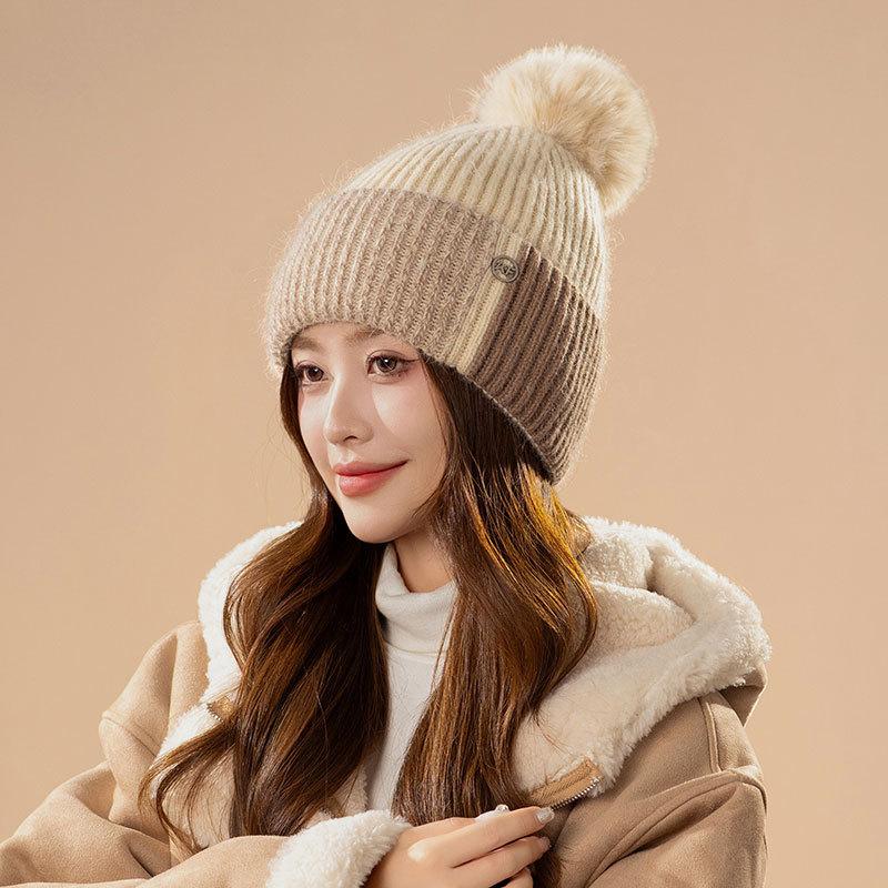 Hat women's winter new fashion versatile trendy wool hat fleece warm knitted hat shows small face