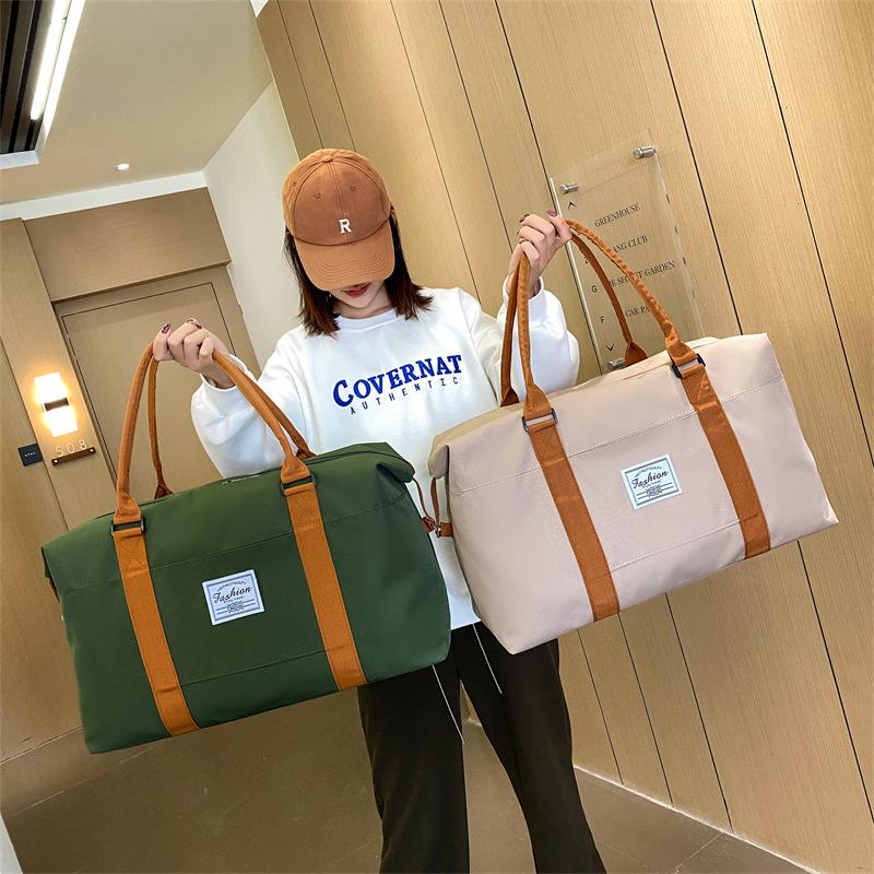 Unisex Gym Bag with Wet/Dry Separation, Large Capacity, Lightweight Tote for Travel or Maternity