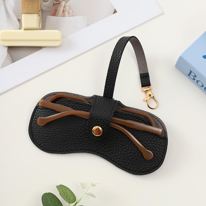 Fashionable Retro Myopia & Sunglasses Case with Portable Buckle - Simple Glasses Storage Bag