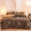 "Mink Velvet Plush Winter Bed Set: Four-Piece Solid Color Quilt Cover"