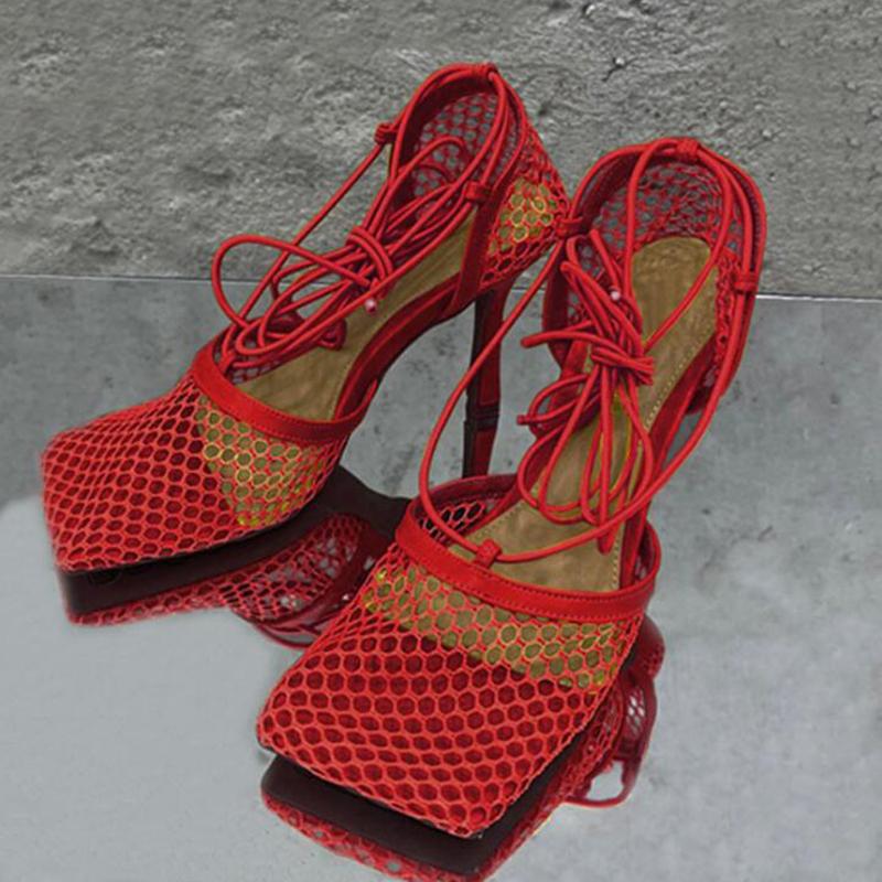 Летние и осенние сексуальные сетчатые туфли-лодочки, женские босоножки с квадратным носком и высоким каблуком, со шнуровкой и перекрестными шнурками, женские полые свадебные туфли, новые