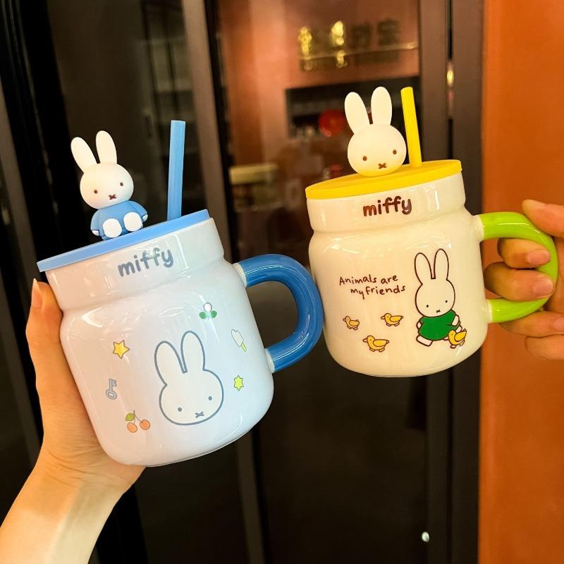 Миффи Кавайный Мультяшный Кролик Кофейная Кружка Пара Керамическая Кружка с Крышкой и Соломкой для Влюбленных Премиум Подарок с Милым Кроликом 3D Куклой Декора