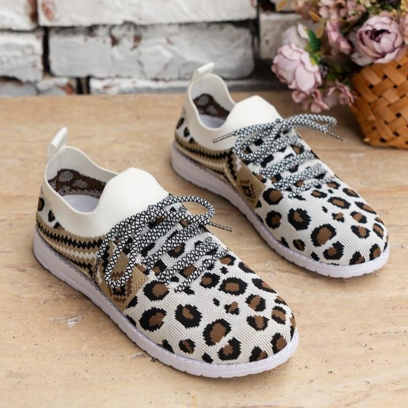 Flying Woven Casual Women's Shoes Spring New Flat-bottomed Round Head Lace-up Leopard Print Single Shoes