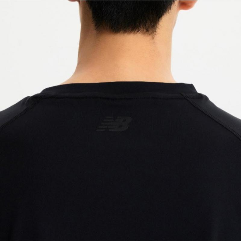 New Balance Футболка с длинным рукавом Kqj Nbnde22613 19 Common Basic Long Sleeve Rash Guard Stand