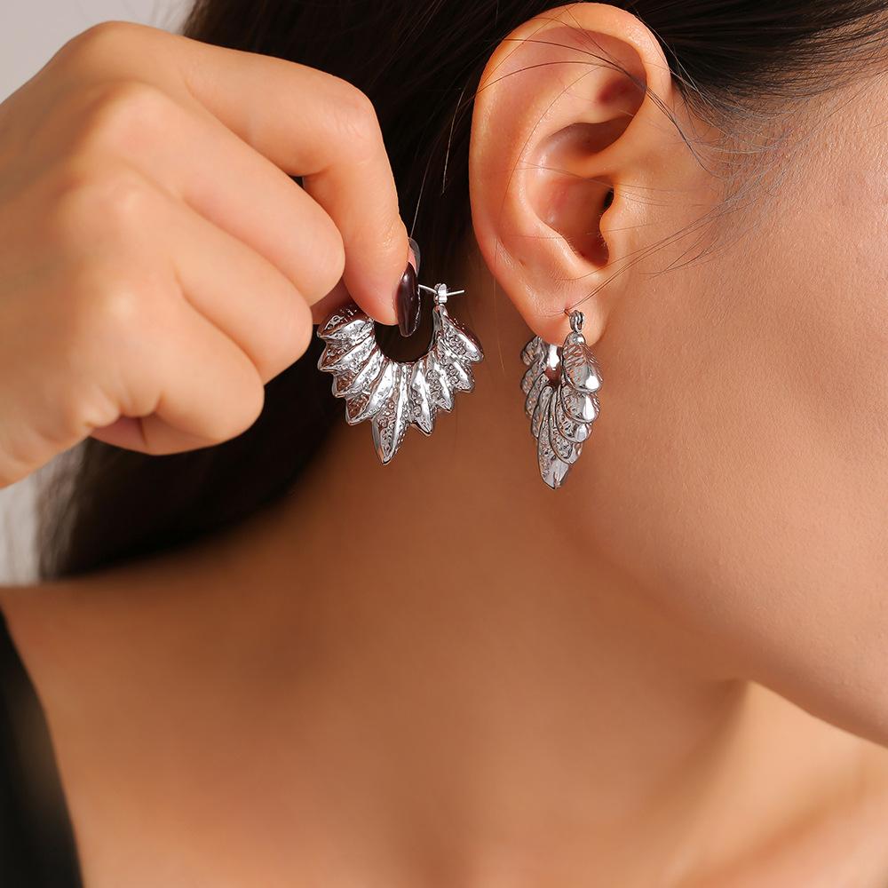 Серьги-листья, полые, новые, из титановой стали, позолоченные 18 карат PVD, темпераментные серьги