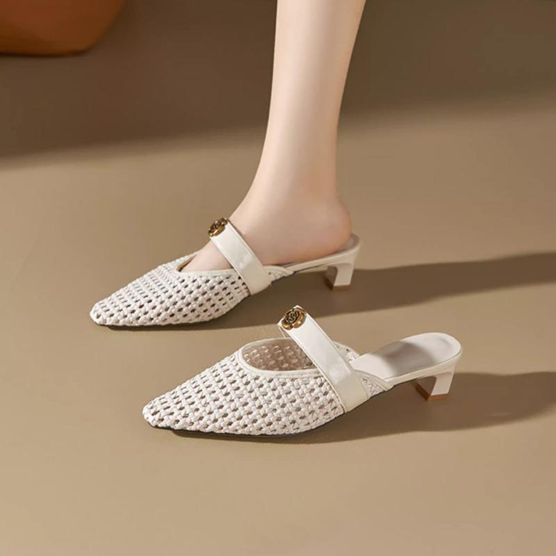 Летние плетеные сандалии 2025 года, ремешок из одного слова, нишевые ажурные баотоу, шлепанцы на низком каблуке для работы