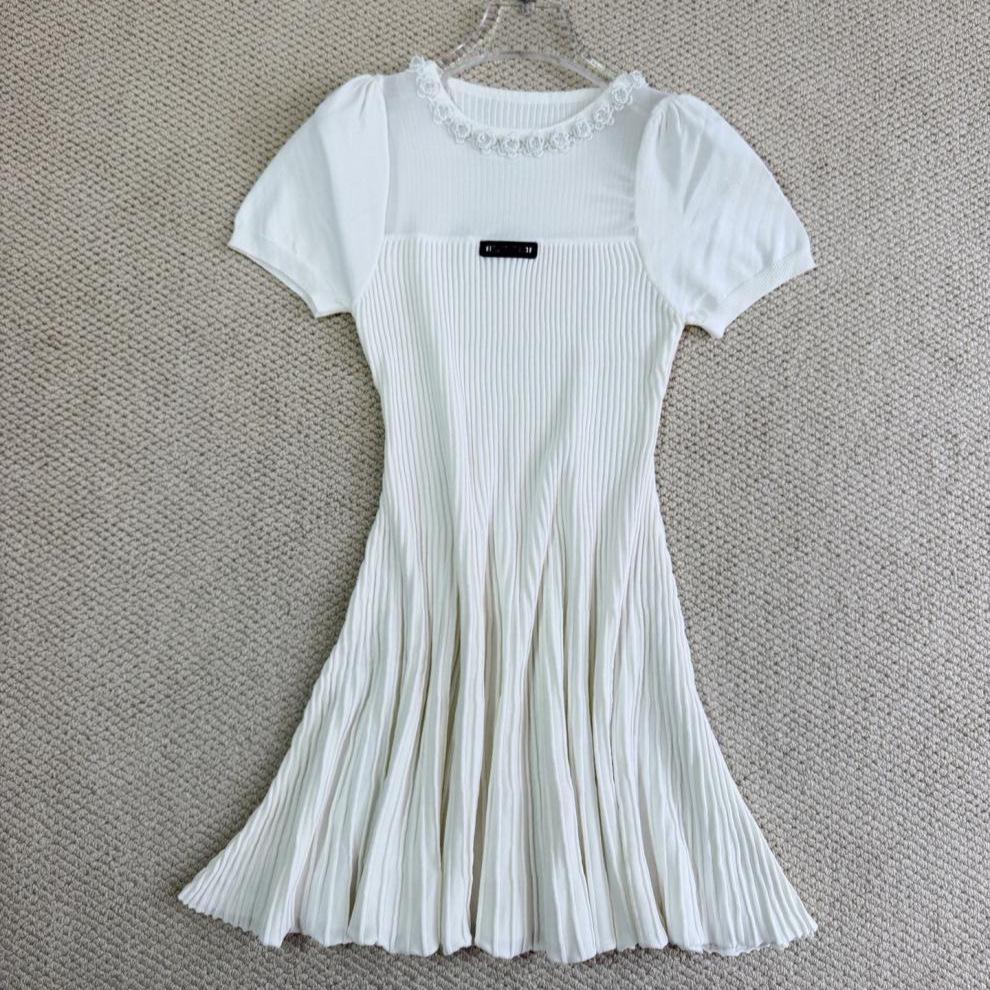 MIU Style 2026 Summer Diamond Flower Needlepoint Pullover Dress - Short Sleeve, Round Neck, High Quality