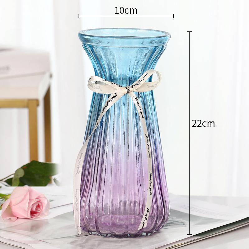 Transparent Glass Vase for Hydroponic Plants and Flower Arrangements