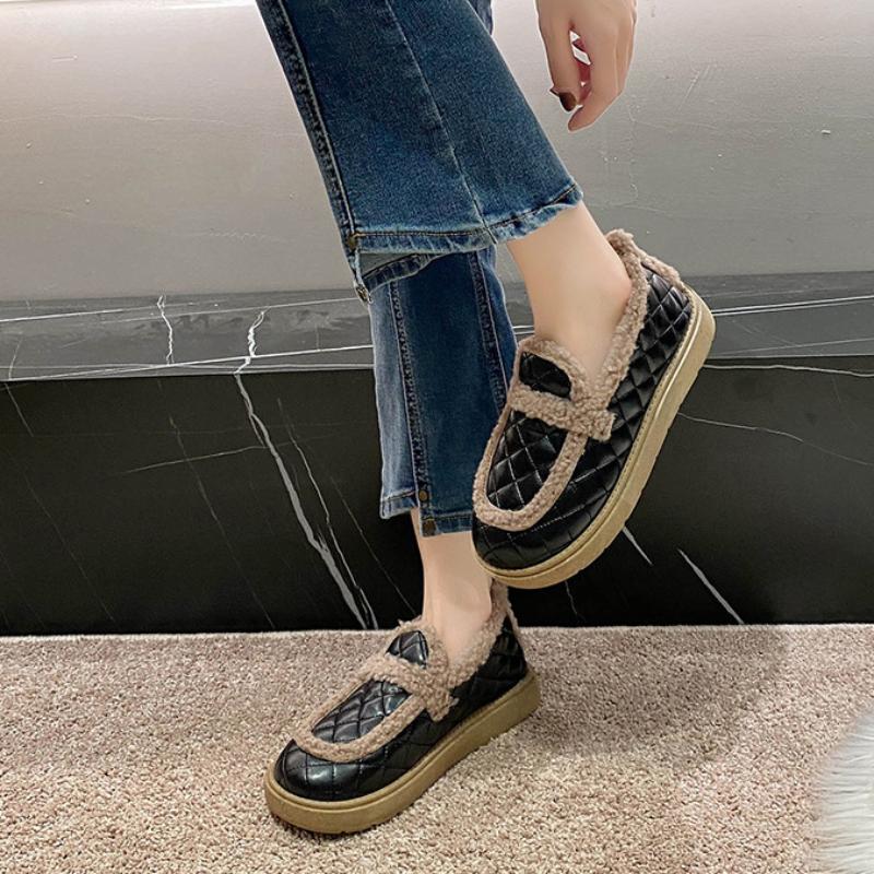 2024 Женская домашняя хлопковая обувь для студентов, универсальная теплая плюшевая обувь, зимняя обувь с бархатным нескользящим плоским дном в горошек