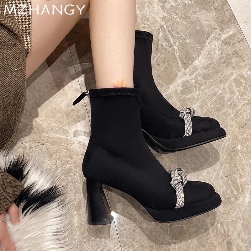 Модные женские ботильоны на высоком каблуке с кристаллами, замшевые сексуальные туфли Chuky, женские, тренд 2025 года, элегантные ботинки Chelsea, туфли-лодочки, новые зимние женские ботинки