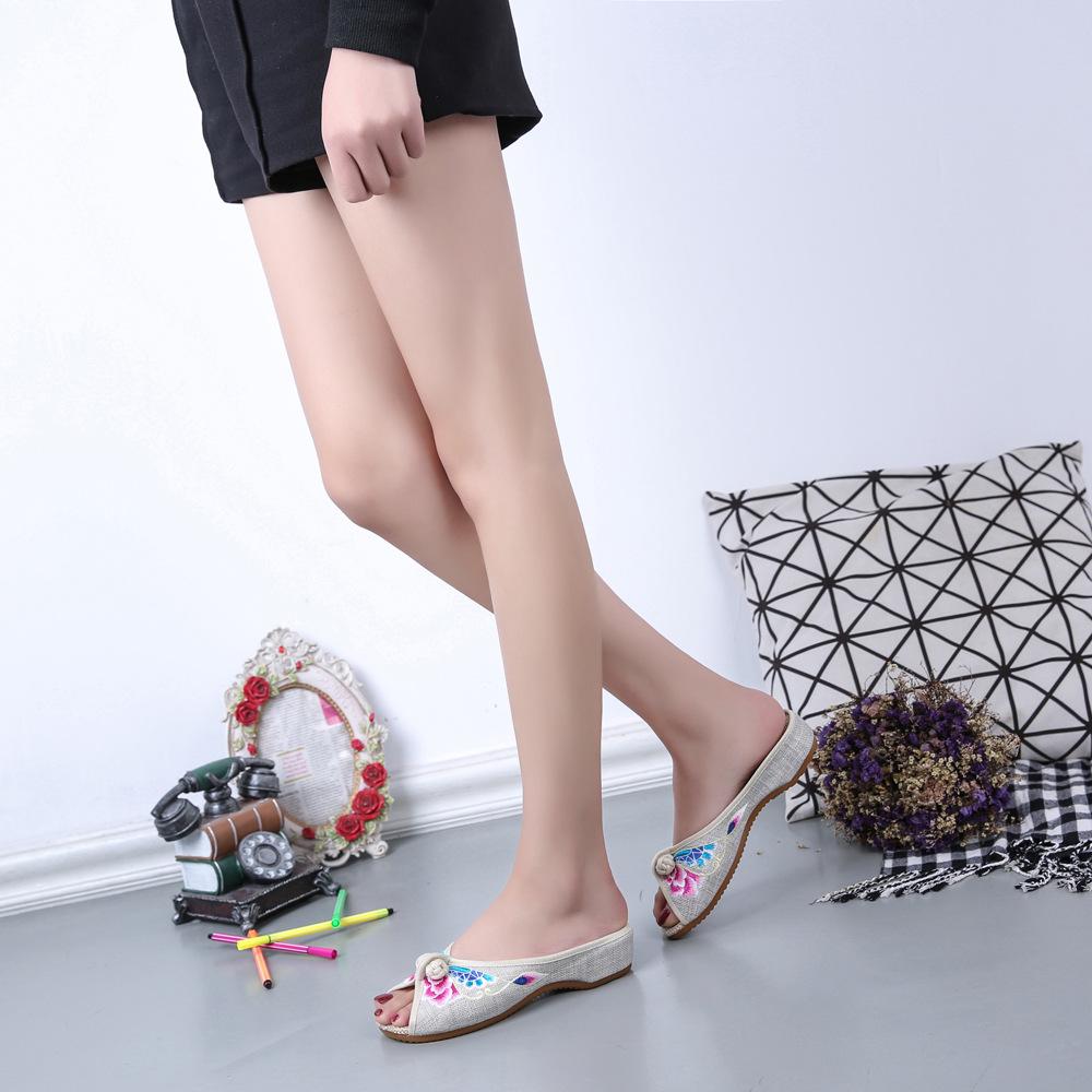 Сандалии из льна с вышитыми бабочками для женщин на весну и лето