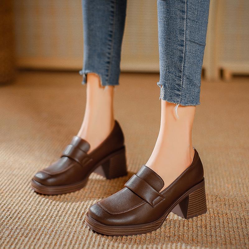 У Ю Инюй такие же туфли на толстом каблуке, коричневые универсальные туфли Мэри Джейн в ретро-стиле, одинарные туфли на высоком квадратном каблуке для женщин