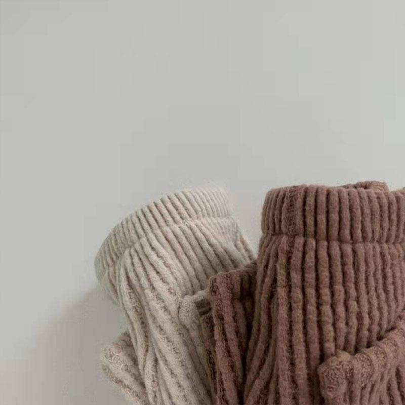 Брюки повседневные однотонные свободные простые удобные для маленьких мальчиков и девочек