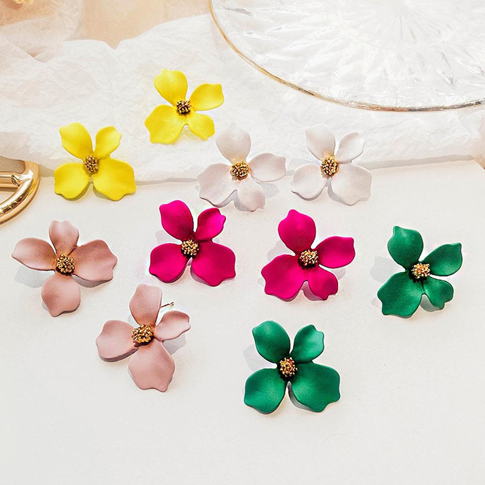Women All Matching Flower Earrings Elegant Fashion Earrings