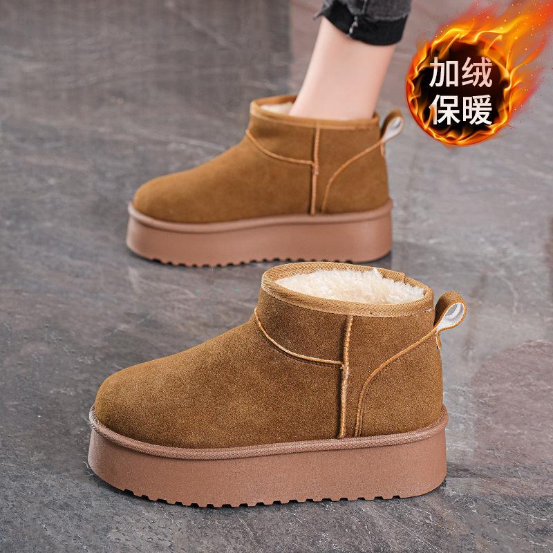 2025 Winter Velvet Snow Boots Women's Shoes Korean Version Versatile One-pedal Thickened Warm Short Boots Thick-soled Casual Cotton Shoes