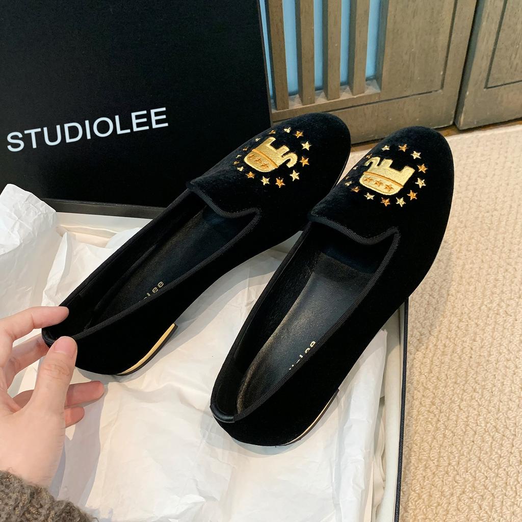 Studiolee French Exquisite Embroidery One-pedal Velvet Flat-soled Soft-soled Loafer Beanie Single Shoes Women