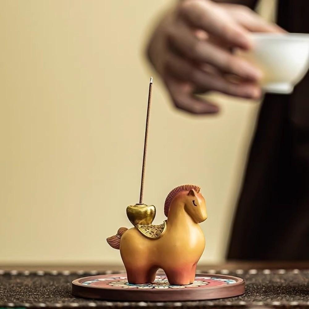 Смола Зодиакальный Пони Пепельница Декоративный Дизайн Креативный Держатель для Благовоний Год Лошади Украшение 2026 Год Лошади