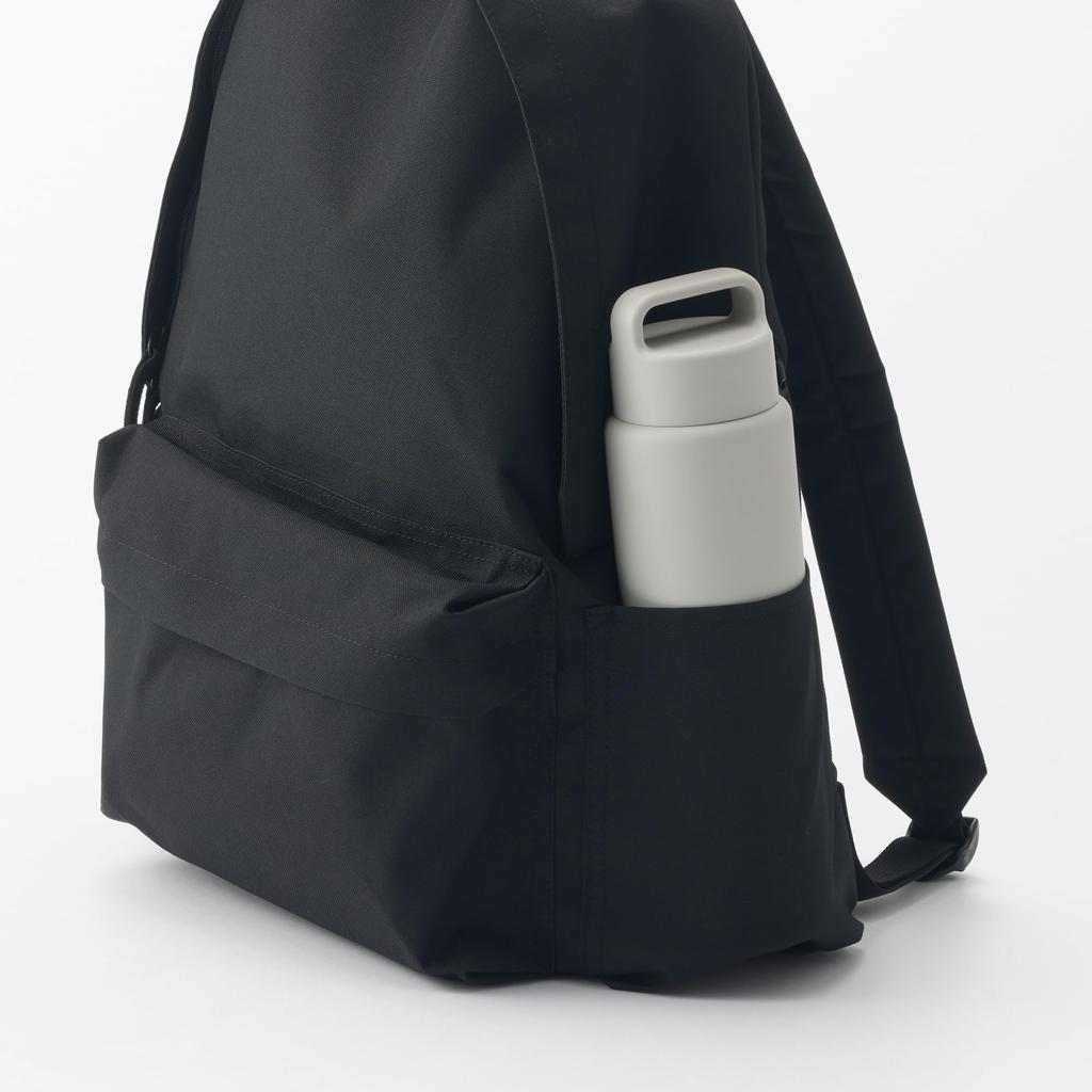 MUJI Vacuum Insulated Insulated Bottle with Handle, 750mL, Gray Beige, 76049029