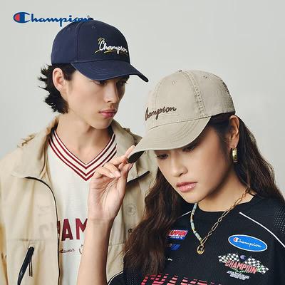 Champion Бейсбольная кепка с граффити