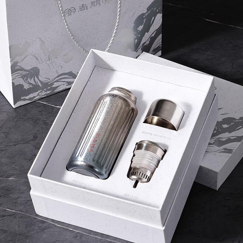 Sunpentown Pure Titanium Insulated Water Bottle