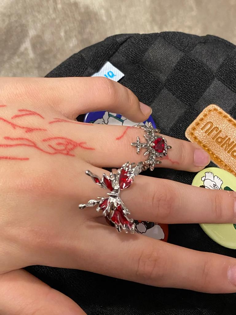 New Adjustable Opening Irregular Red Crystal Glass Heart Aesthetic Rings for Women Gothic Animal Spider Ring Creative Jewelry