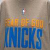 Fear of God Essentials Футболка Knicks 90-х Homestead Heather Мужские Топы Бежевый 125NB252008F