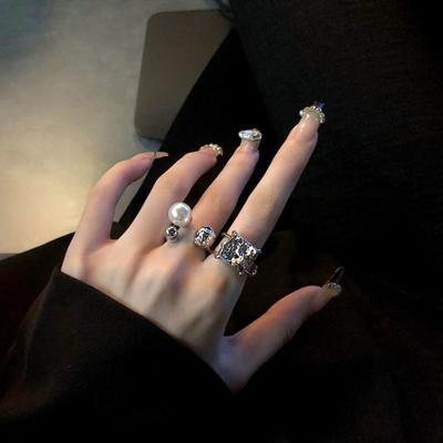 Кольцо, не выцветает, нишевый дизайн, женское, высокого класса, ретро, ​​холодный жемчуг, ракушка, универсальное, неправильной формы.