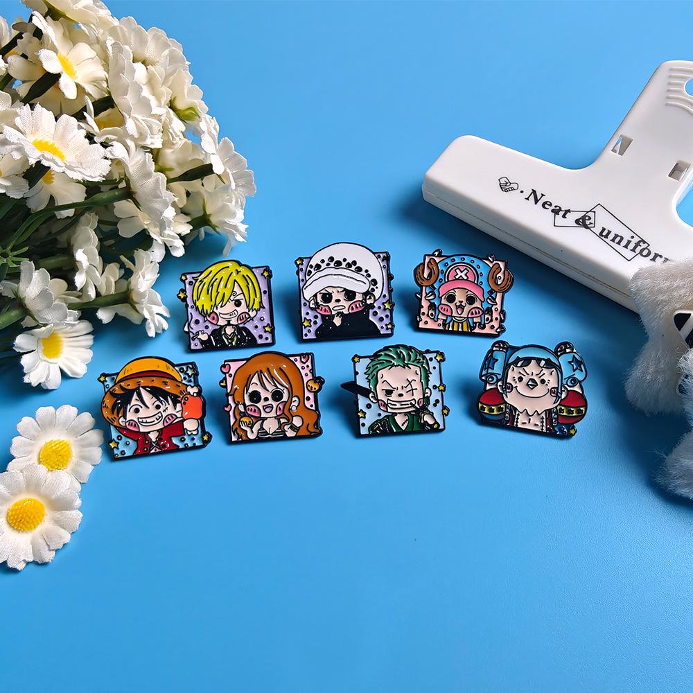 Металлическая брошь из аниме One Piece: Милая значок-булавка из сплава с Зоро и Луффи